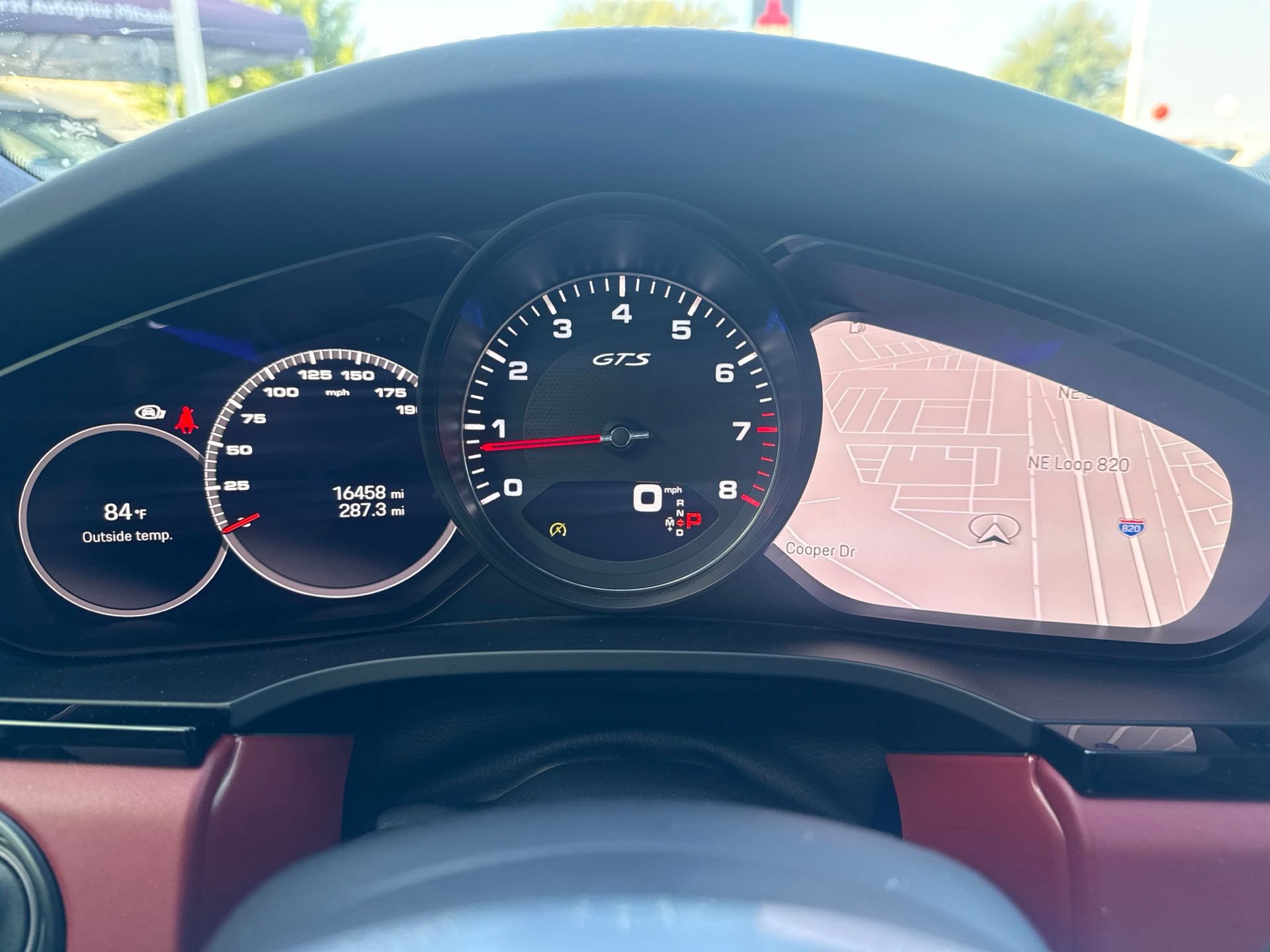 Used 2022 Porsche Cayenne GTS AWD/4WD image 9