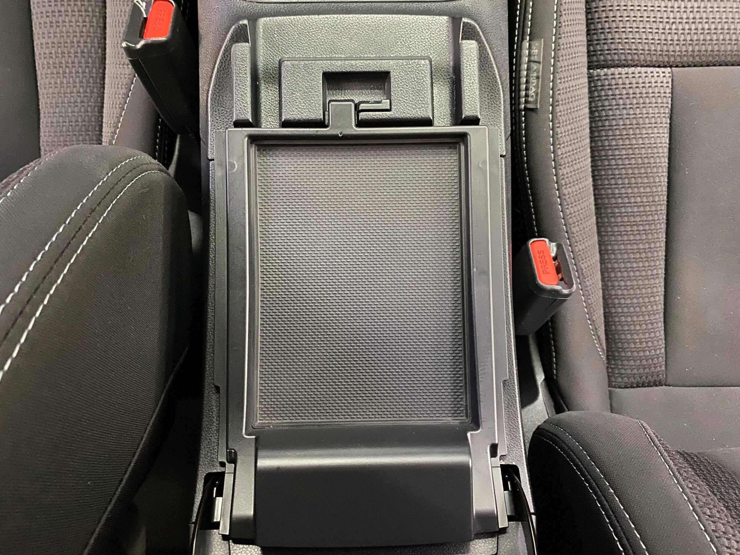 Used 2022 Subaru Outback Premium image 22