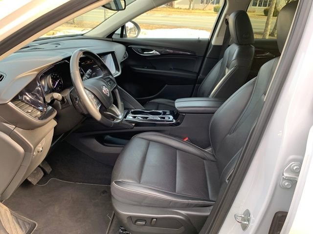Used 2023 Buick Envision Essence image 12