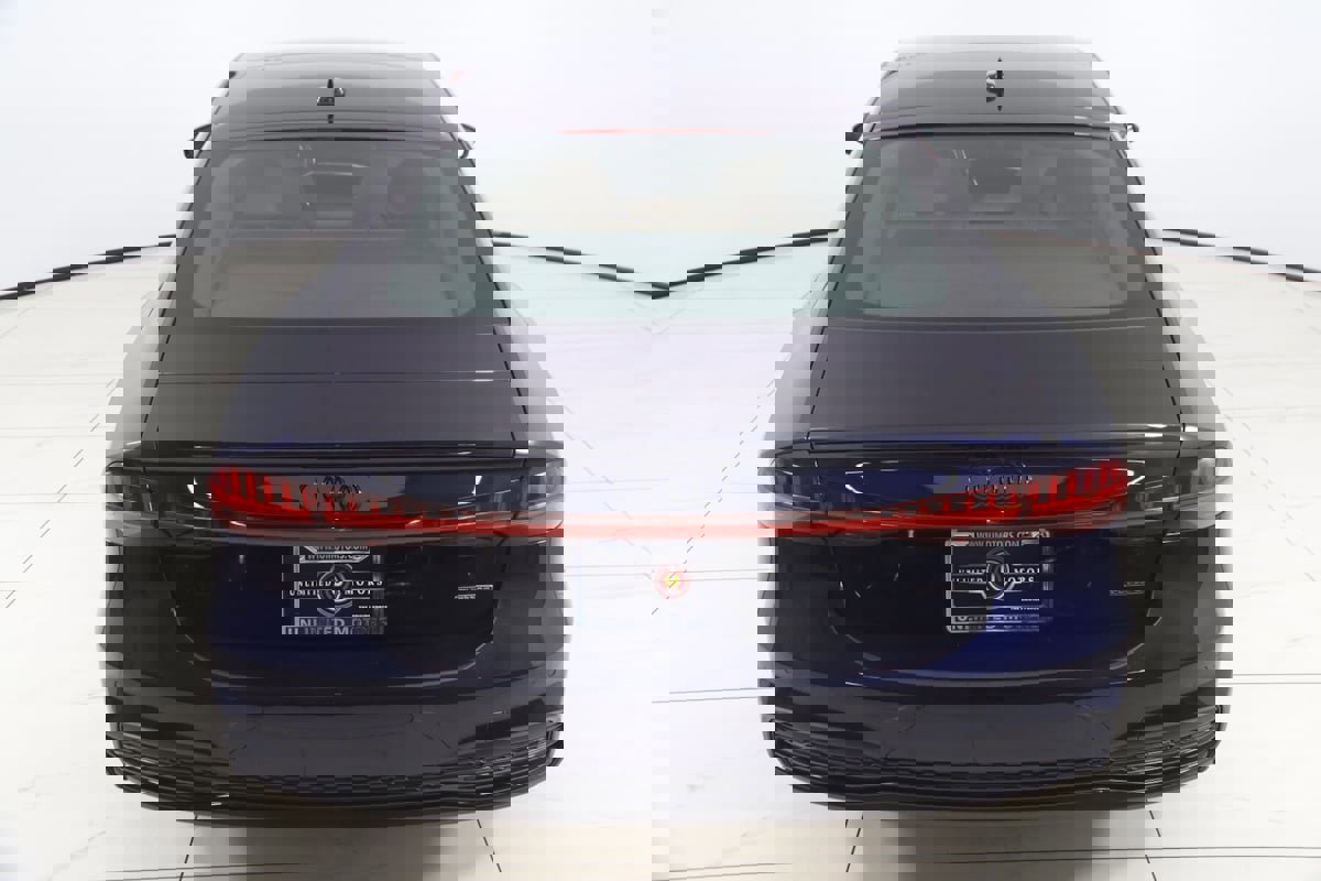 Used 2021 Audi A7 e Premium Plus w/ Black Optic Package image 51