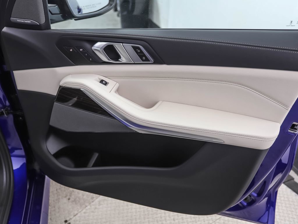 New 2026 BMW X5 M60i image 28