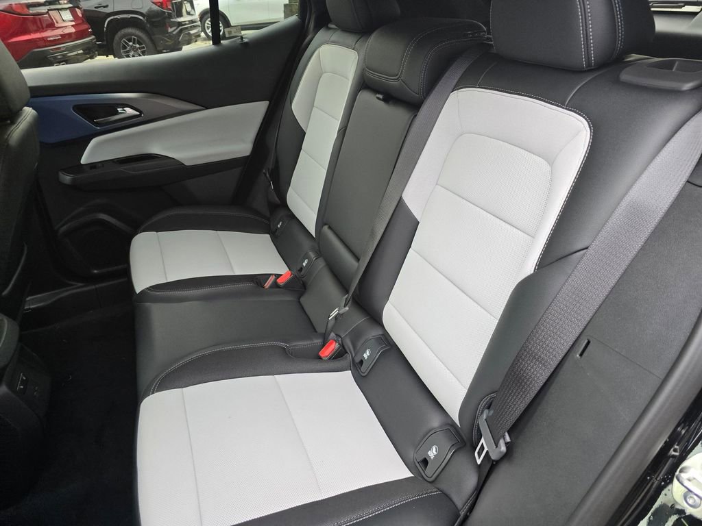 New 2026 Chevrolet Equinox EV LT w/ Convenience Package II image 19