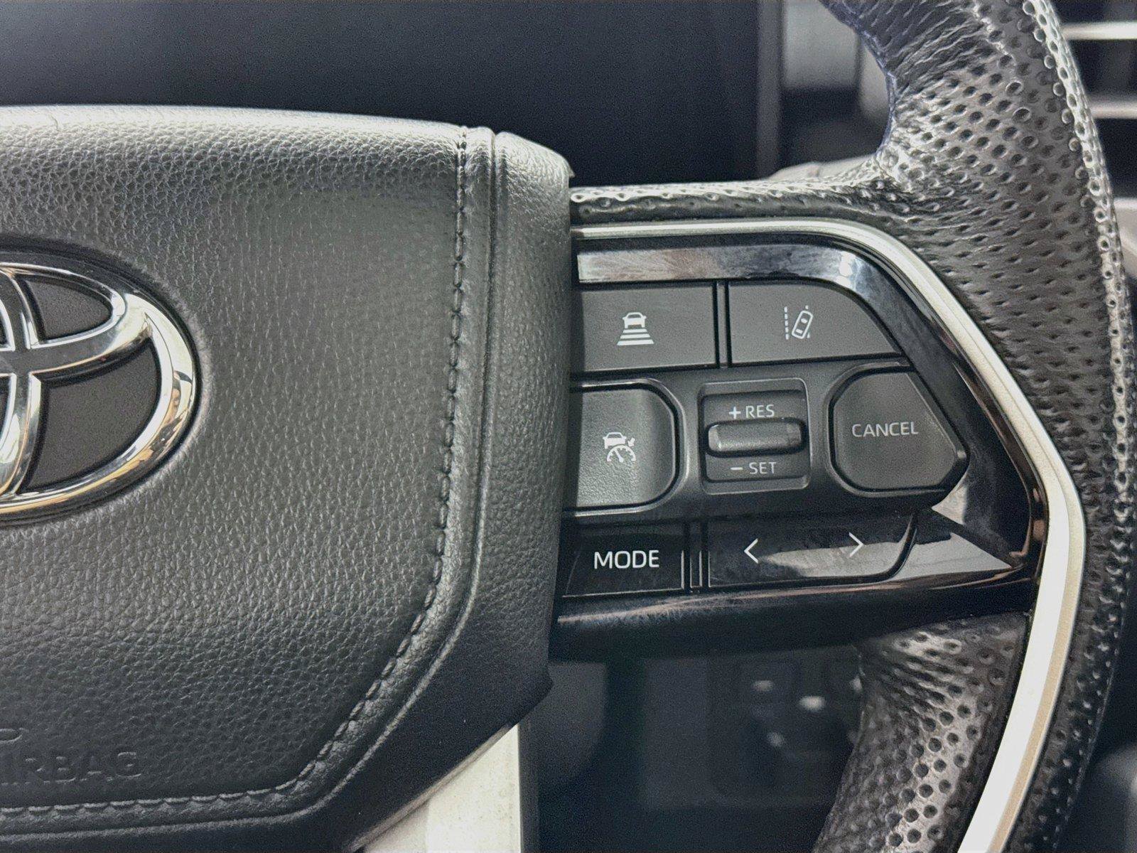 Used 2024 Toyota Tundra Platinum AWD/4WD image 20