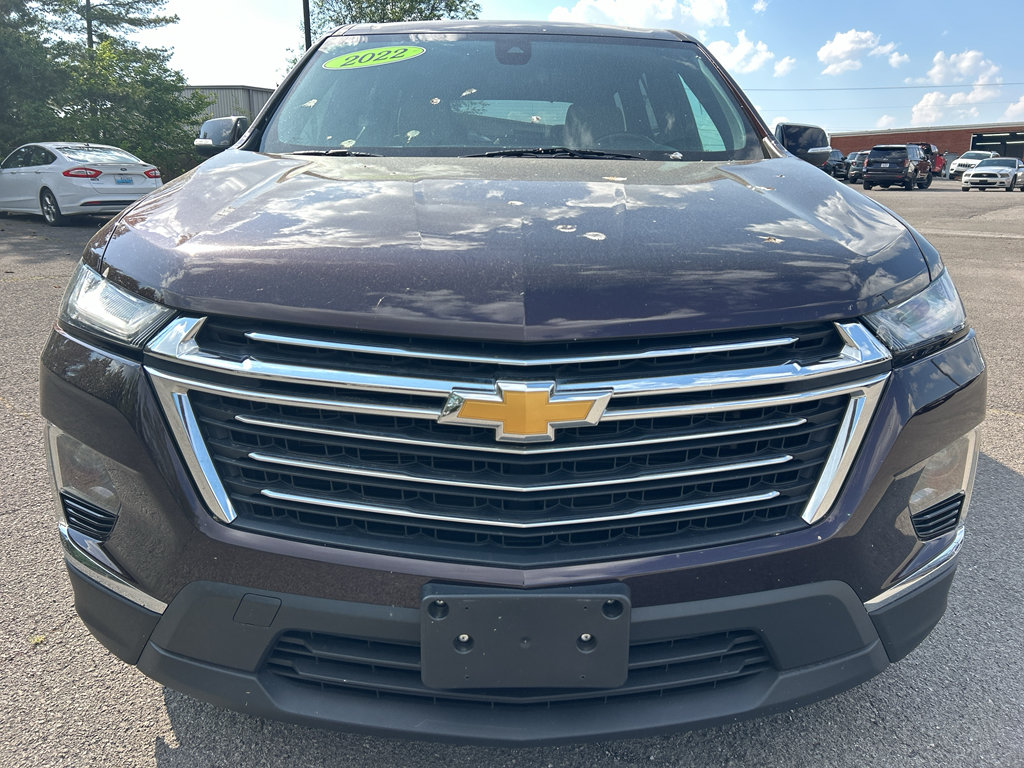 Used 2022 Chevrolet Traverse LT FWD image 2