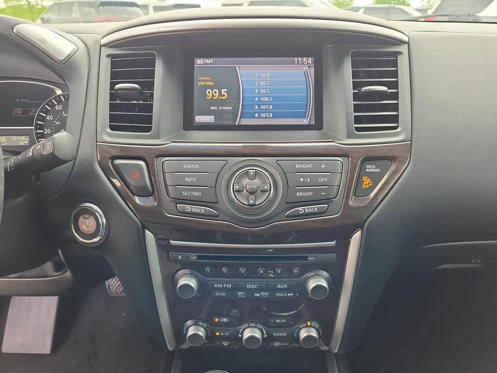 Used 2014 Nissan Pathfinder SL w/ Cargo Package FWD image 26