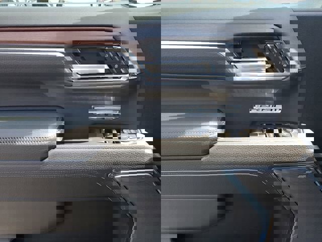 New 2026 GMC Sierra 1500 Denali w/ Denali Reserve Package image 18