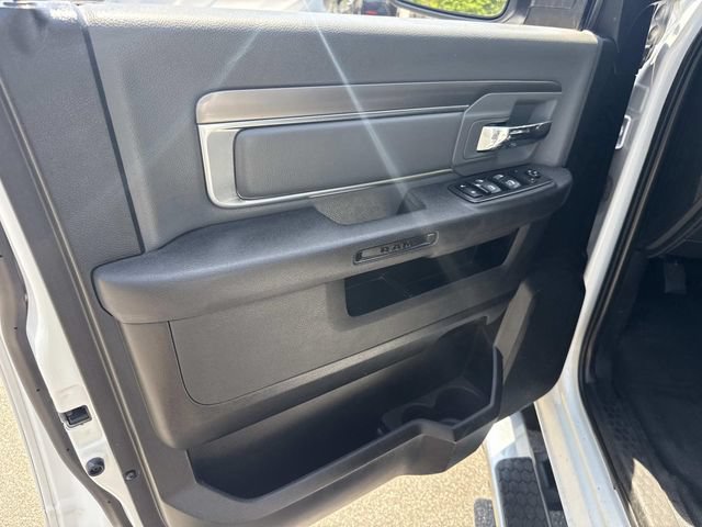 Used 2021 RAM 1500 Classic SLT RWD image 18