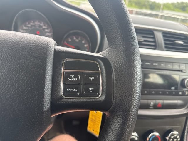 Used 2014 Dodge Avenger SE FWD image 20