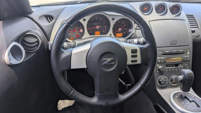 Used 2003 Nissan 350Z Touring RWD image 20