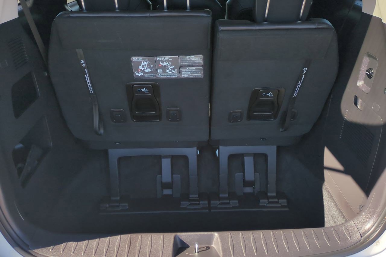 Certified 2024 Kia Carnival LX image 22