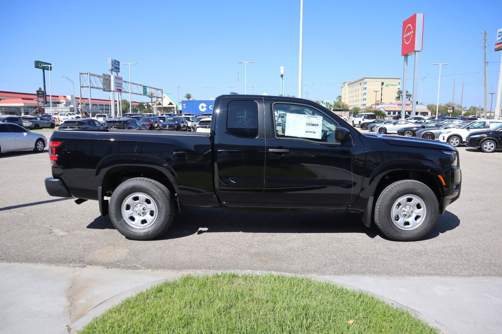 New 2026 Nissan Frontier S AWD/4WD image 12
