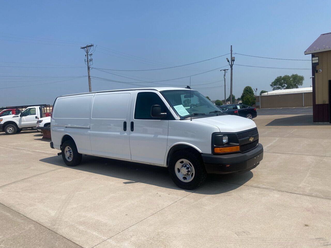 Used 2016 Chevrolet Express 3500 Extended RWD image 13
