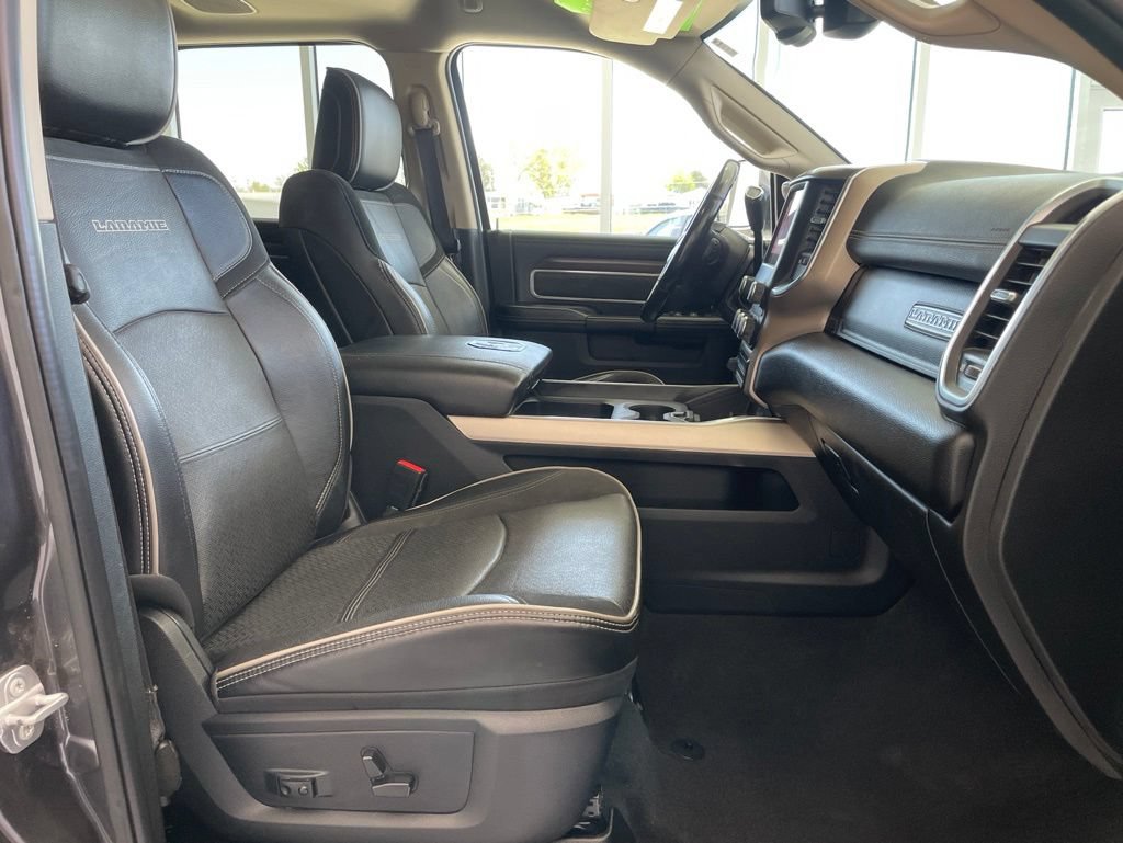 Used 2022 RAM 2500 Laramie AWD/4WD image 22