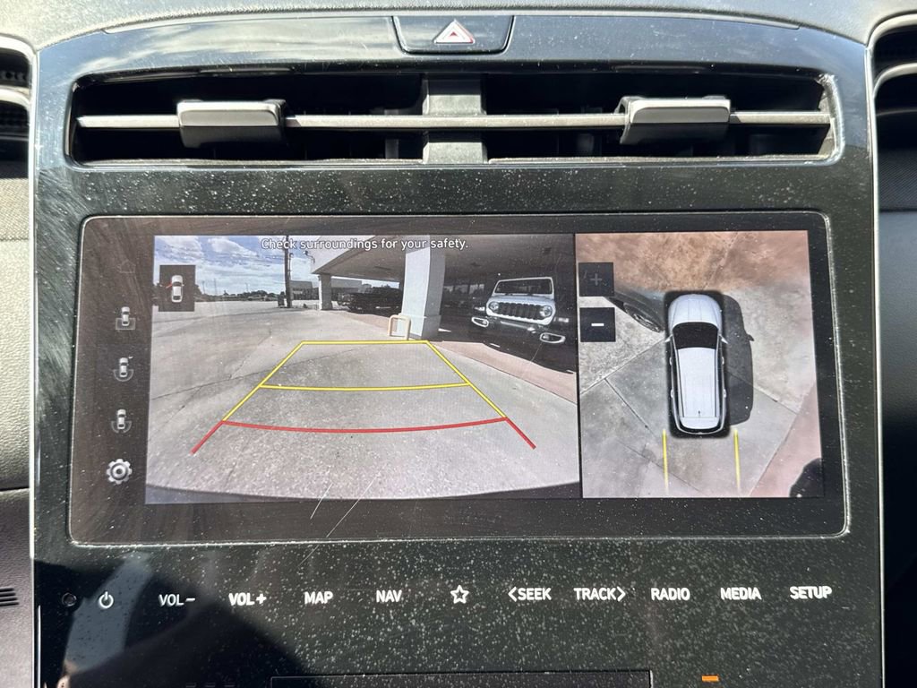 Used 2023 Hyundai Tucson Limited image 44