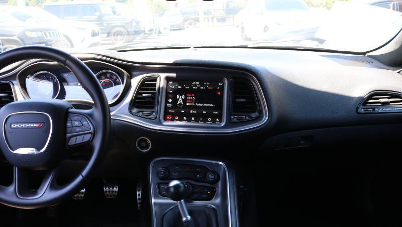 Used 2015 Dodge Challenger R/T w/ Quick Order Package 22B R/T RWD image 18