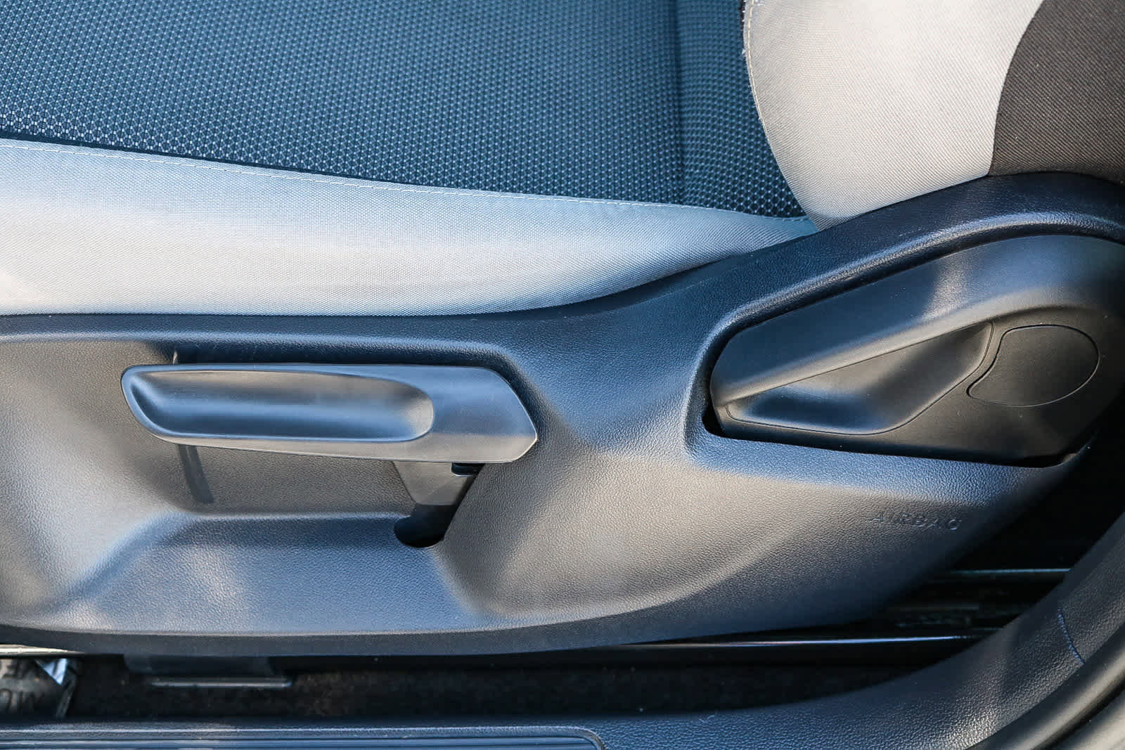 Used 2024 Volkswagen Taos S image 22