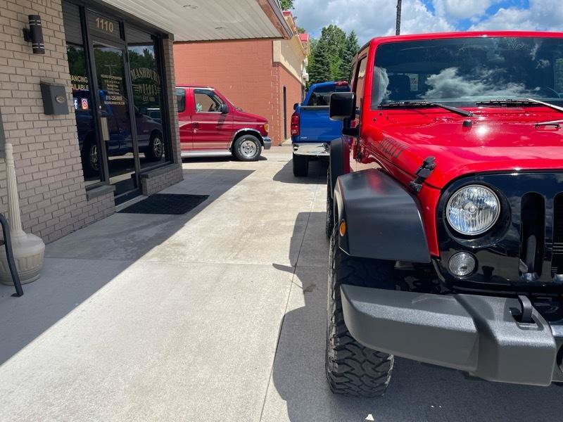 Used 2015 Jeep Wrangler Sport AWD/4WD image 6