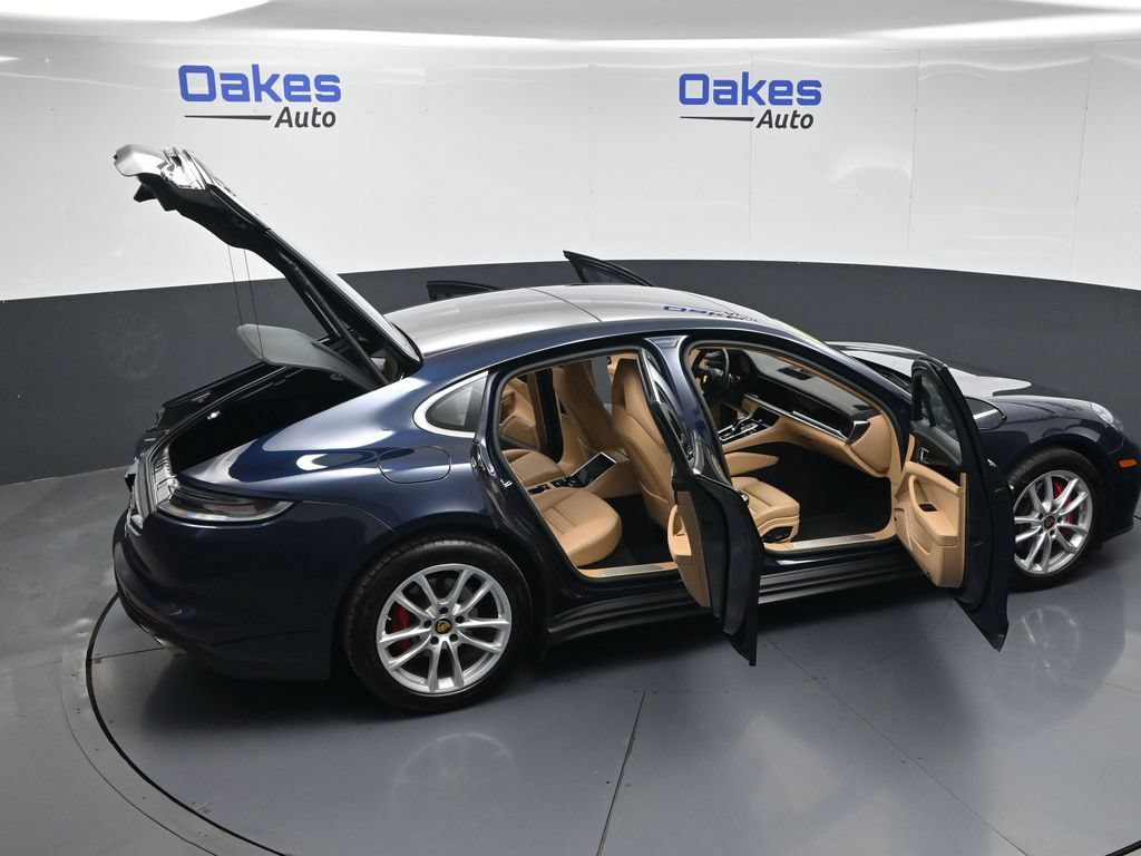 Used 2023 Porsche Panamera 4S w/ Premium Package AWD/4WD image 59