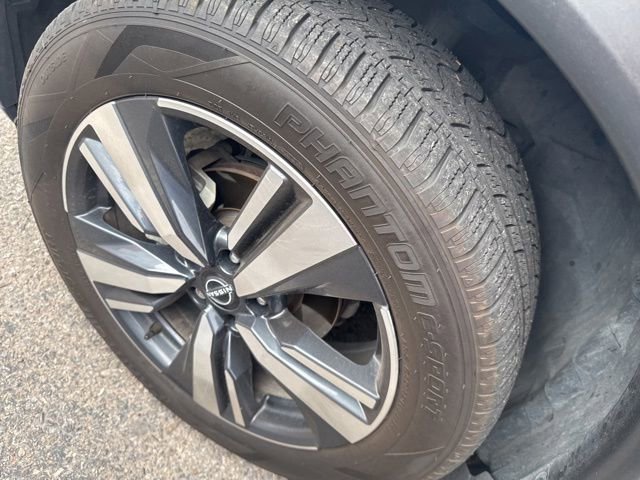 Certified 2023 Nissan Rogue SL FWD image 17