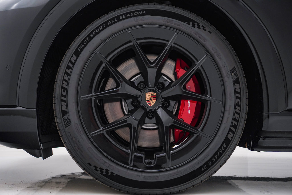 New 2026 Porsche Cayenne S AWD/4WD image 13