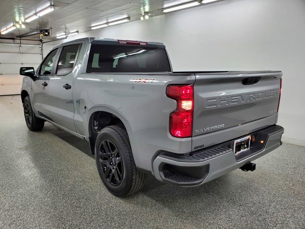 Used 2024 Chevrolet Silverado 1500 Custom image 7