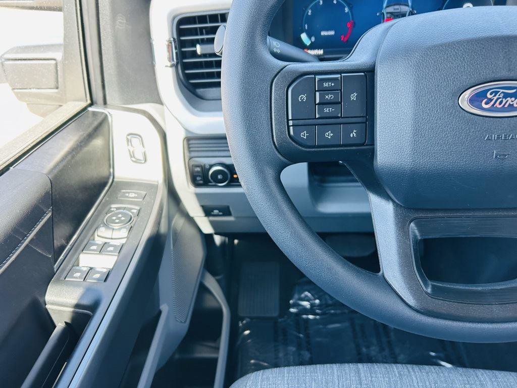 New 2026 Ford F250 XLT w/ XLT Premium Package image 21