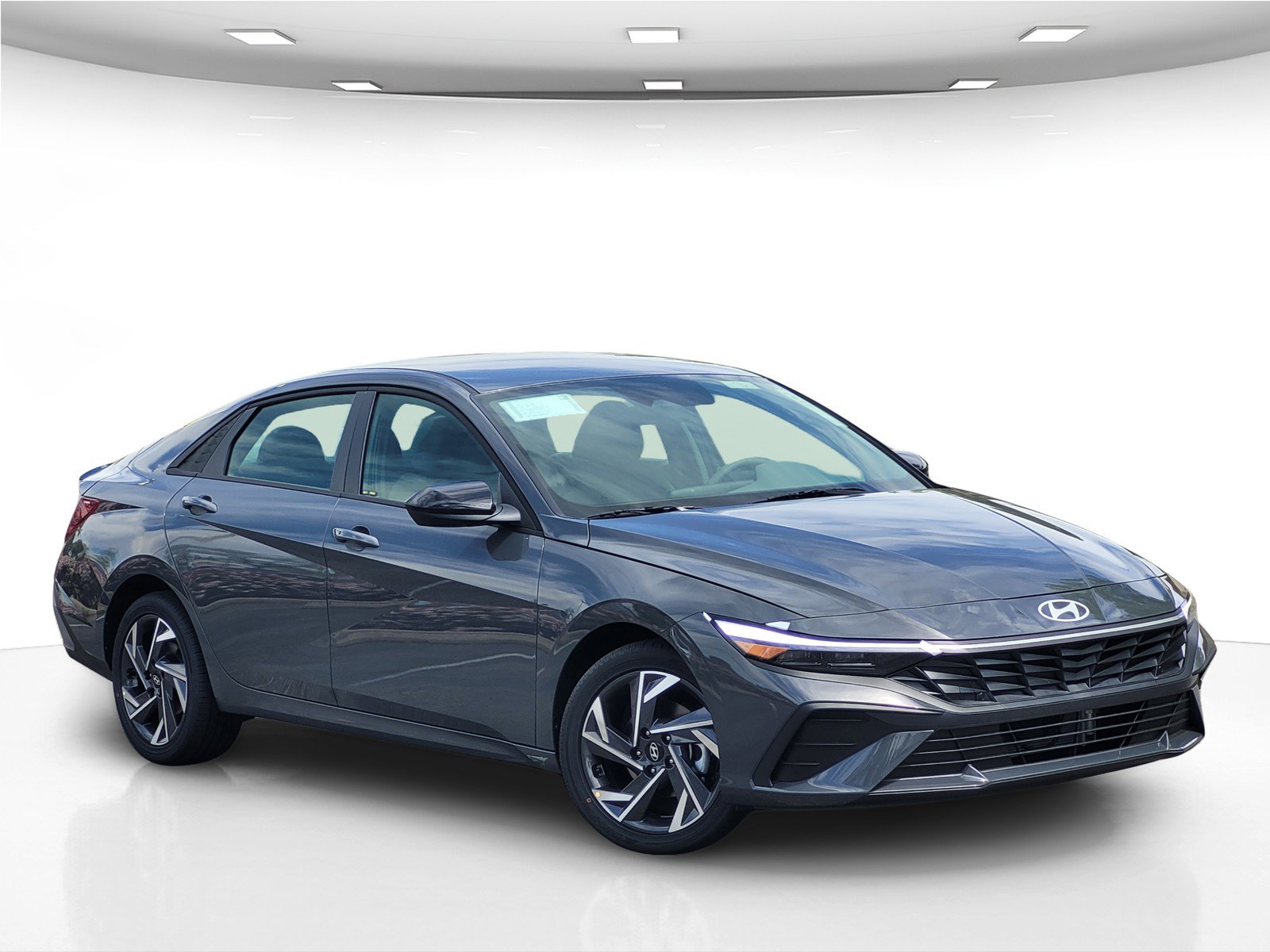 New 2025 Hyundai Elantra SEL image 11