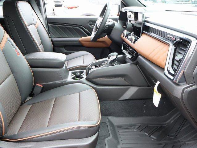 New 2025 GMC Canyon AT4 w/ Nightfall Edition image 9