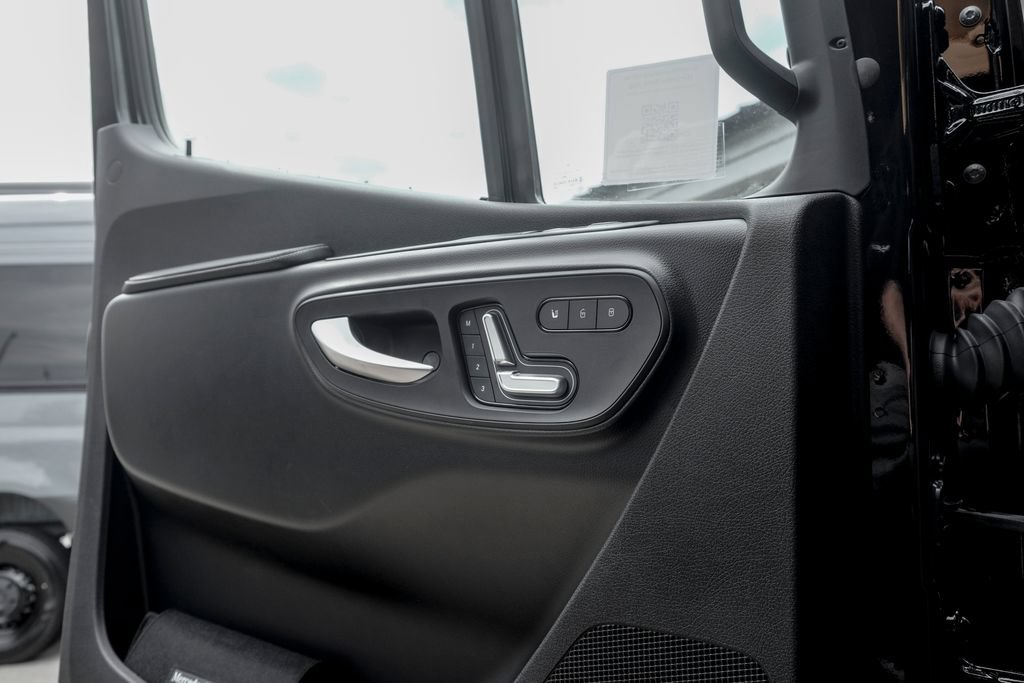 New 2026 Mercedes-Benz Sprinter 2500 image 13