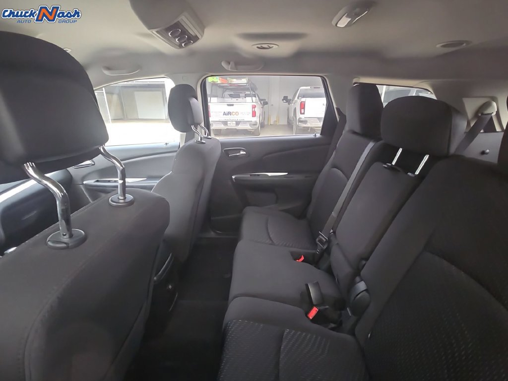 Used 2018 Dodge Journey SE w/ Popular Equipment Group FWD image 9