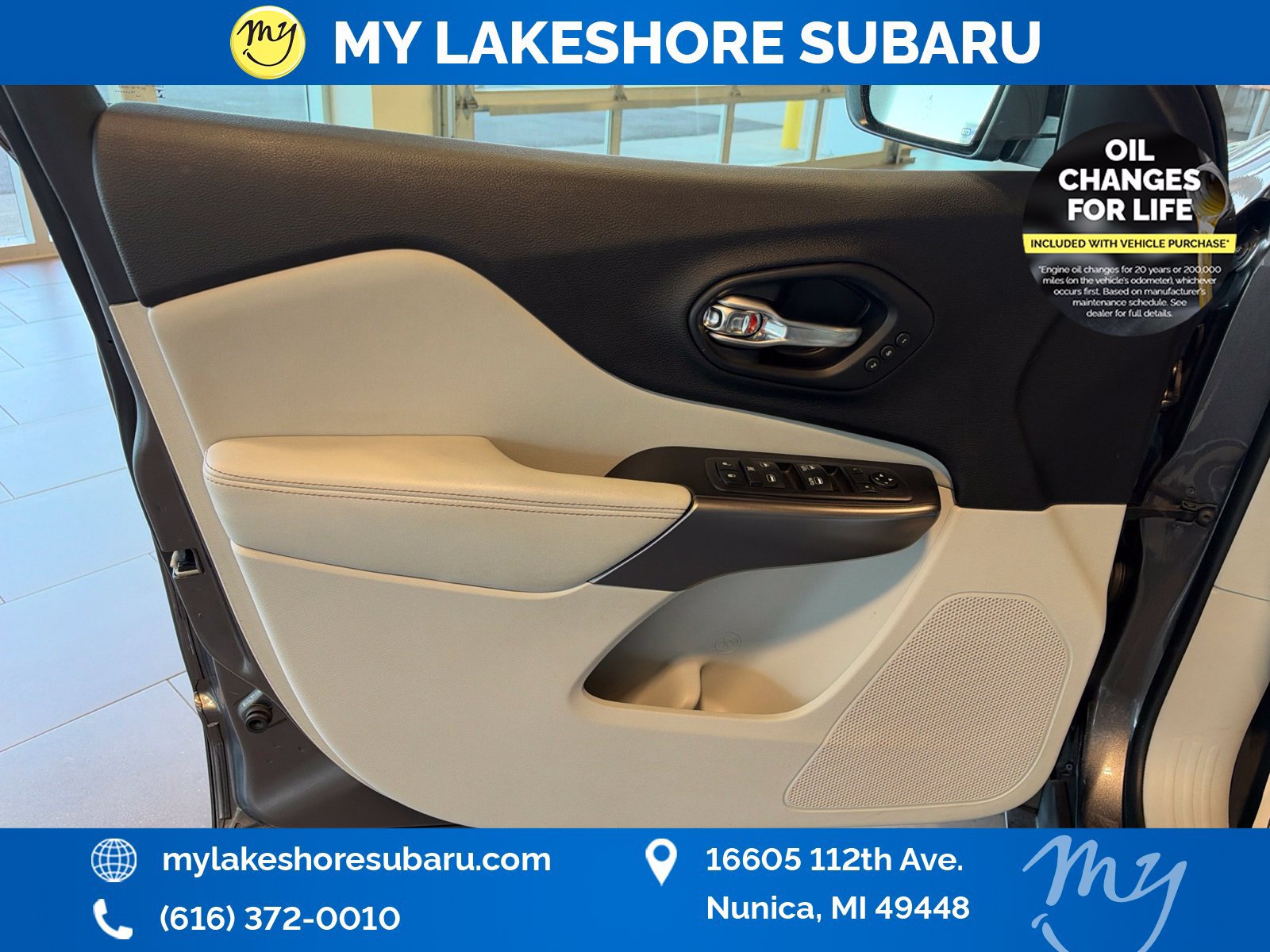 Used 2019 Jeep Cherokee Limited w/ Luxury Group AWD/4WD image 16