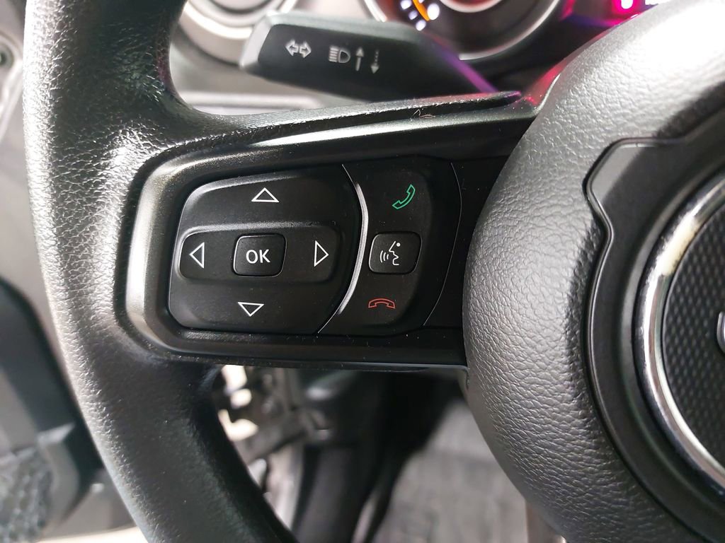 Used 2018 Jeep Wrangler Unlimited Sport AWD/4WD image 16