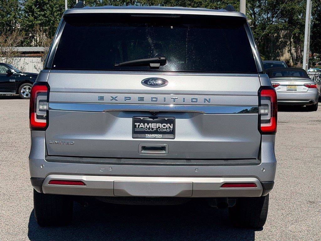 Used 2022 Ford Expedition Limited RWD image 3
