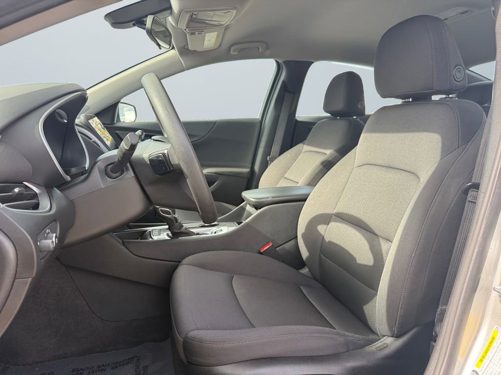 Used 2022 Chevrolet Malibu LT image 9