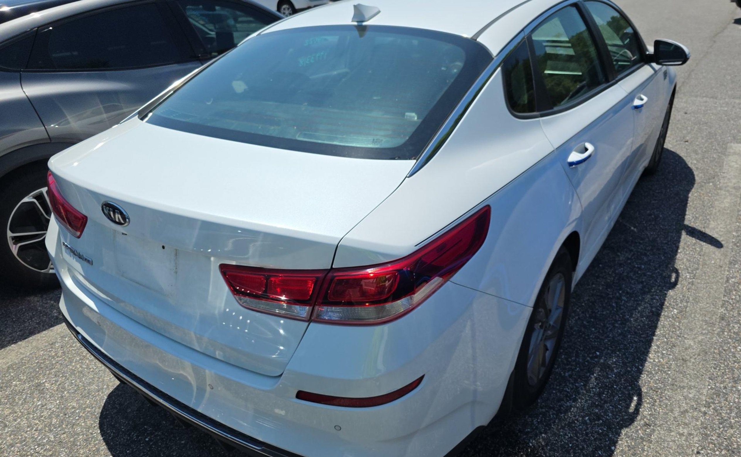Used 2019 Kia Optima LX FWD image 3