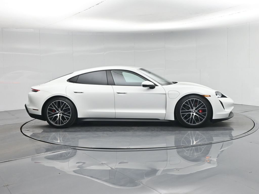 Used 2021 Porsche Taycan 4S image 26