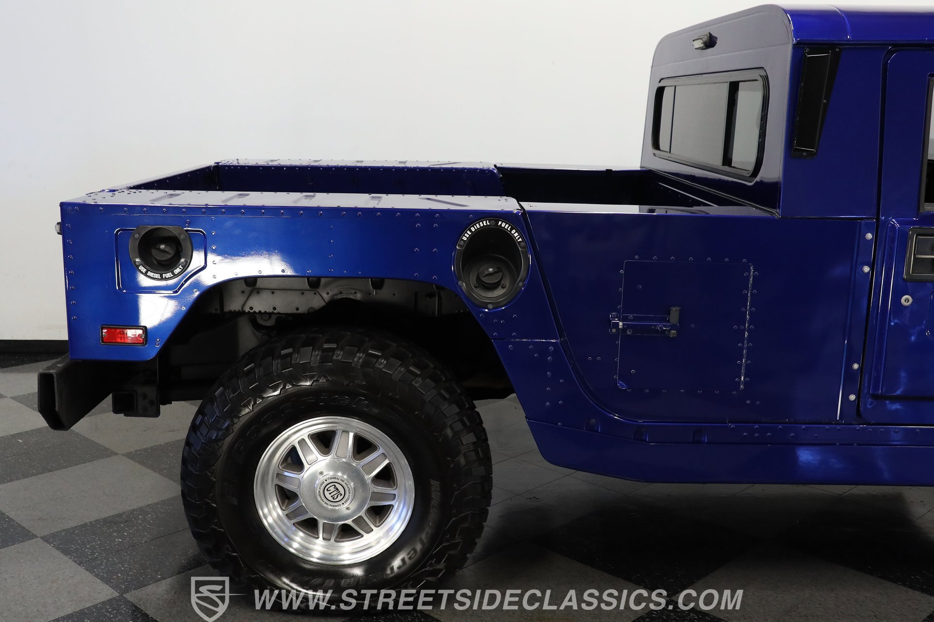 Used 2003 HUMMER H1 2-Door Hard Top image 32