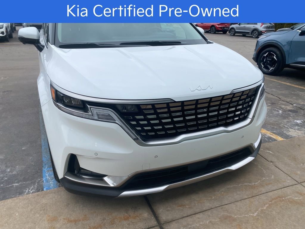 Used 2024 Kia Carnival SX FWD image 2