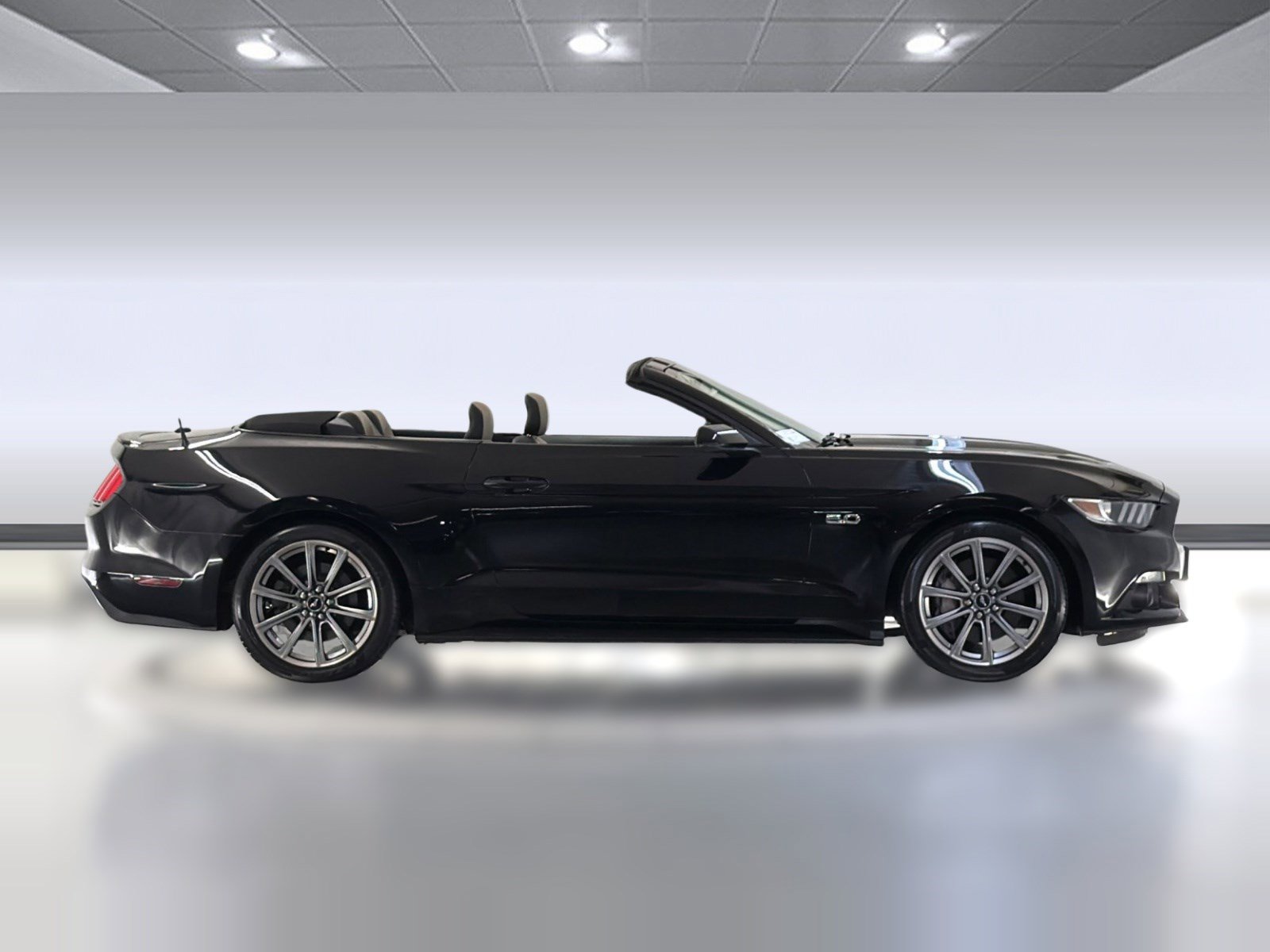 Used 2016 Ford Mustang GT Premium image 8