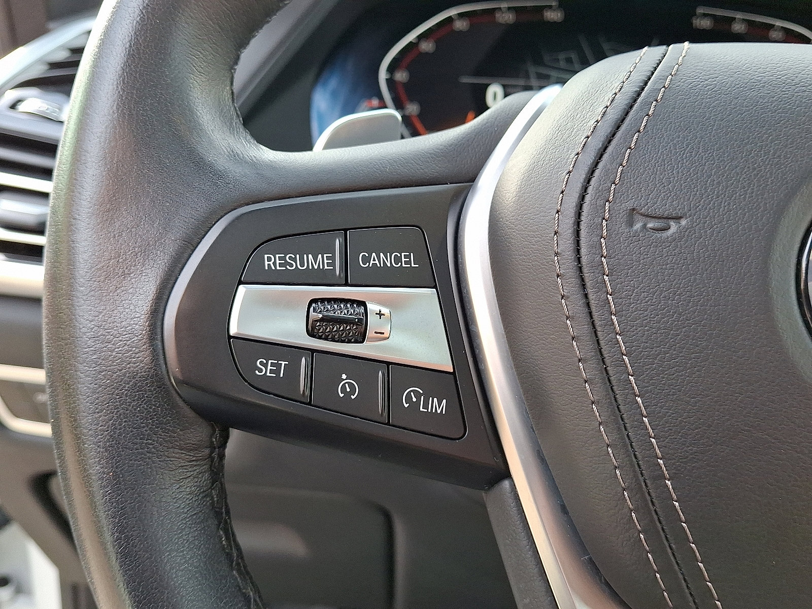 Used 2023 BMW X5 xDrive40i w/ Premium Package image 19