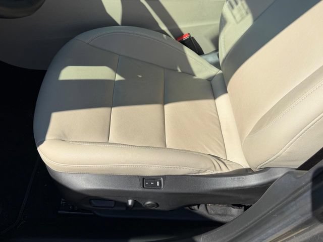 Used 2018 Buick Regal Essence w/ Driver Confidence Package #1 FWD image 18