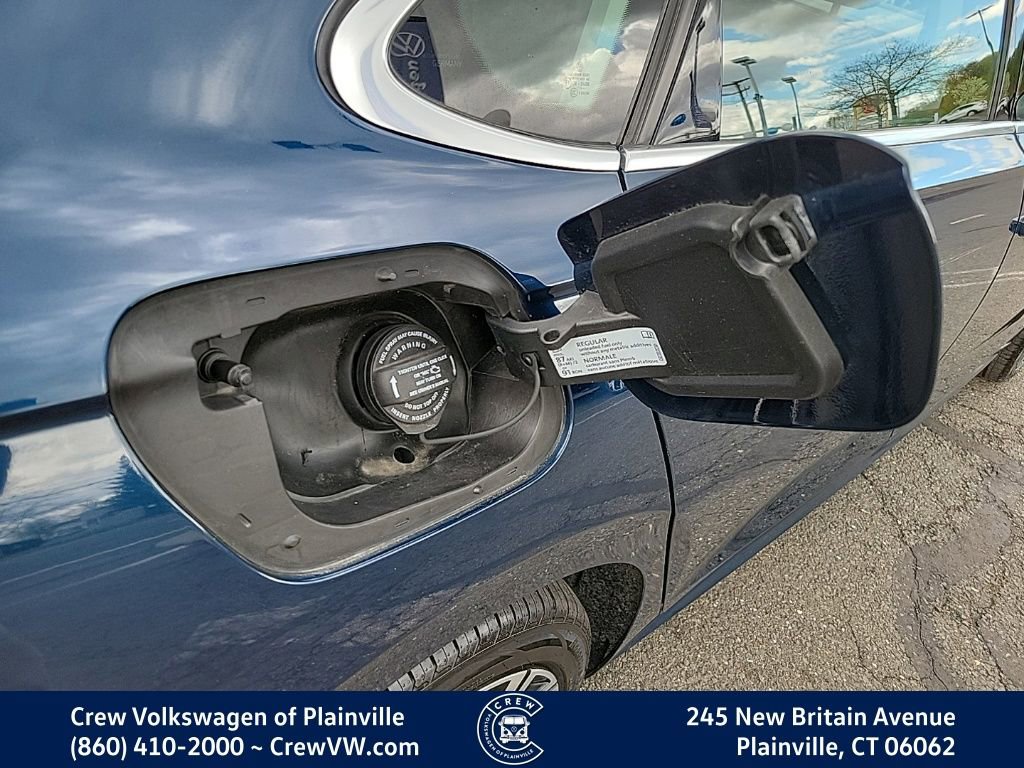 Certified 2022 Volkswagen Passat 2.0T SE FWD image 31
