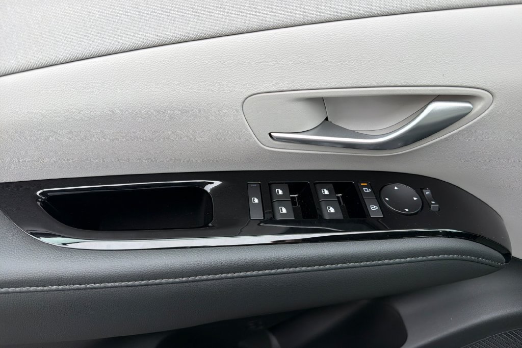 New 2026 Hyundai Tucson Limited AWD/4WD image 8