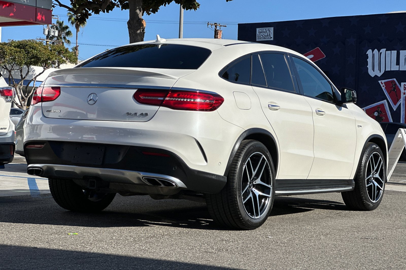 Used 2017 Mercedes-Benz GLE 43 AMG 4MATIC Coupe image 4