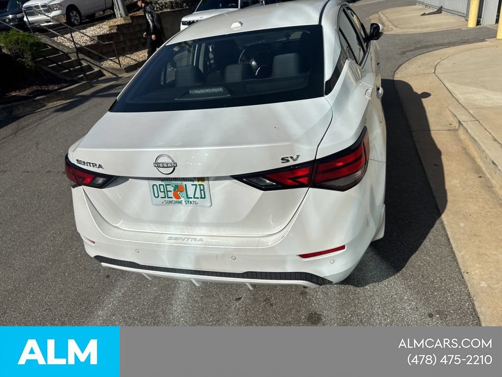 Used 2024 Nissan Sentra SV FWD image 11