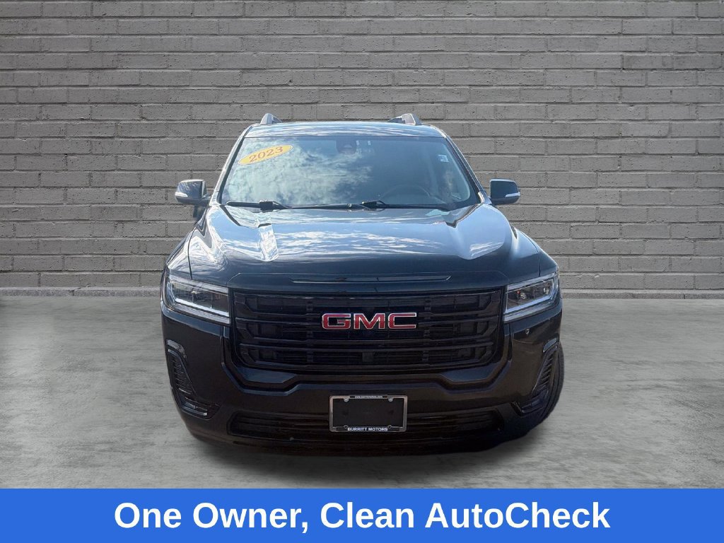Used 2023 GMC Acadia SLE w/ Driver Convenience Package AWD/4WD image 2