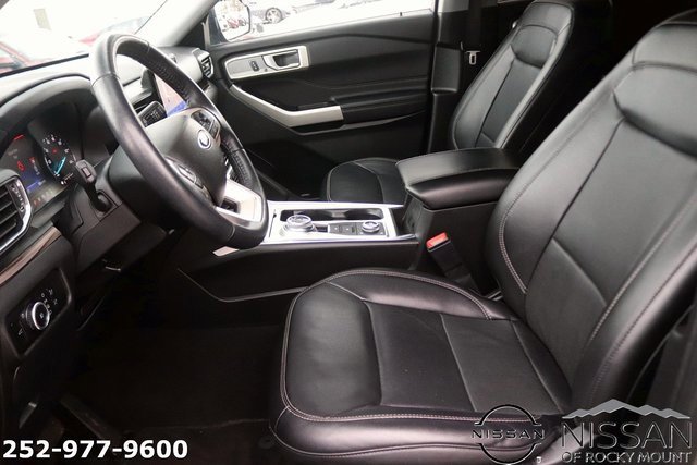 Used 2023 Ford Explorer Limited image 13