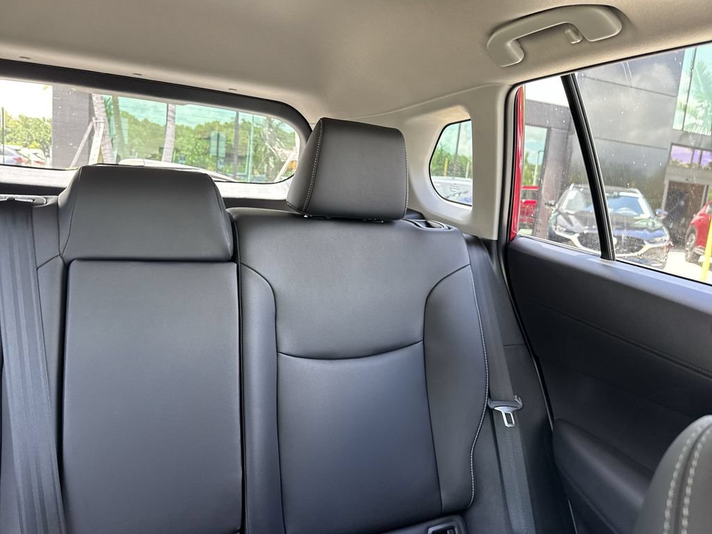 Used 2023 Toyota Corolla Cross XLE w/ Convenience Package FWD image 19