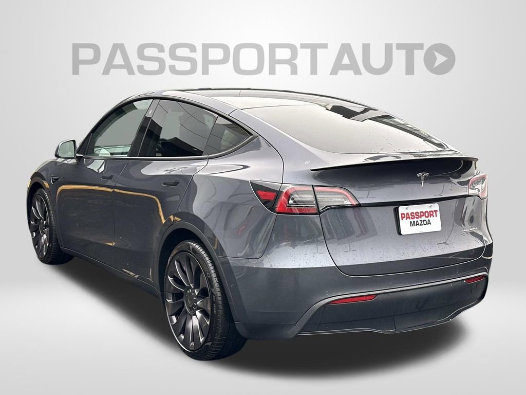 Used 2024 Tesla Model Y Long Range image 2