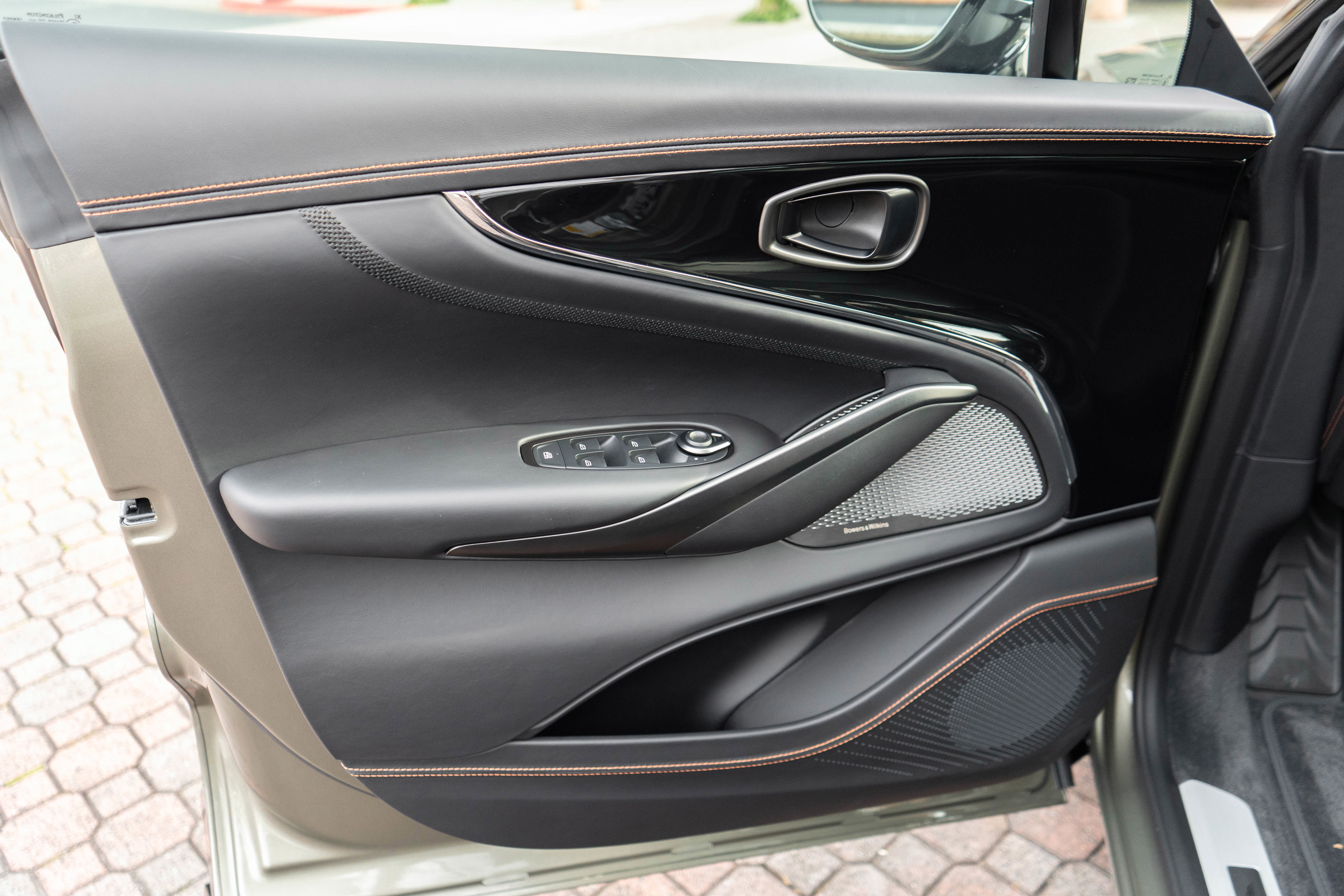 New 2026 Aston Martin DBX 707 AWD/4WD image 13